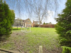 Photo 24- click for photo gallery